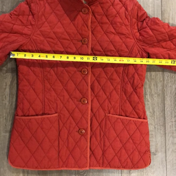 Like new! - L.L. BEAN Quilted Barn Jacket with Thermore Insulation - Picture 10 of 14